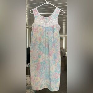 Vintage miss elaine cottagecore grannycore nightgown